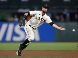 Blue Jays Sign Brandon Belt