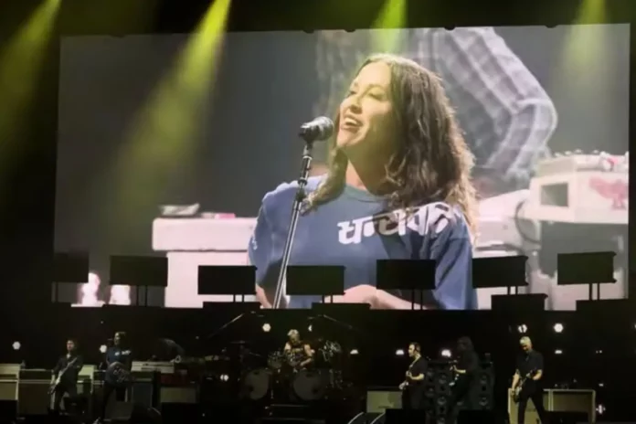 Foo Fighters and Alanis Morissette Pay Tribute to Sinead O'Connor