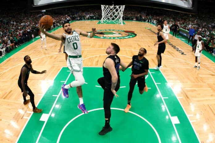 Celtics Stifle Mavericks' Offense in Game 1