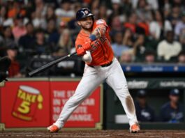 Yainer Diaz Delivers in Clutch Role for Astros